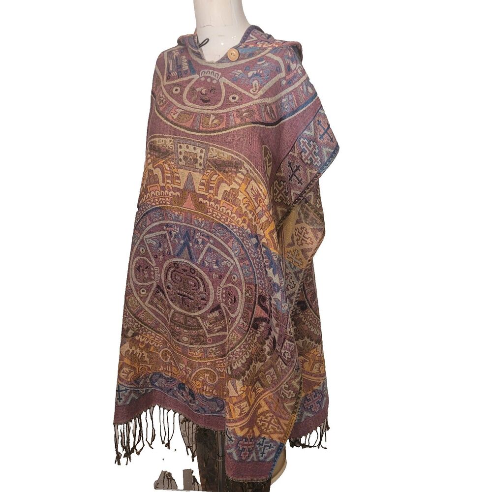 Bohemian Aztec Pattern Hooded Poncho in Multicolor